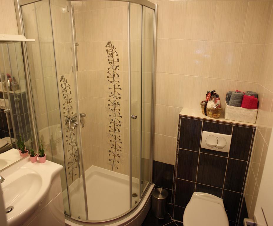 Apartment Anchi Макарска Екстериор снимка