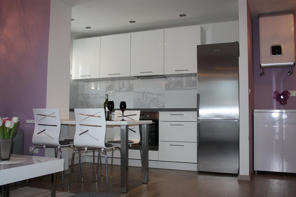 Apartment Anchi Макарска Екстериор снимка